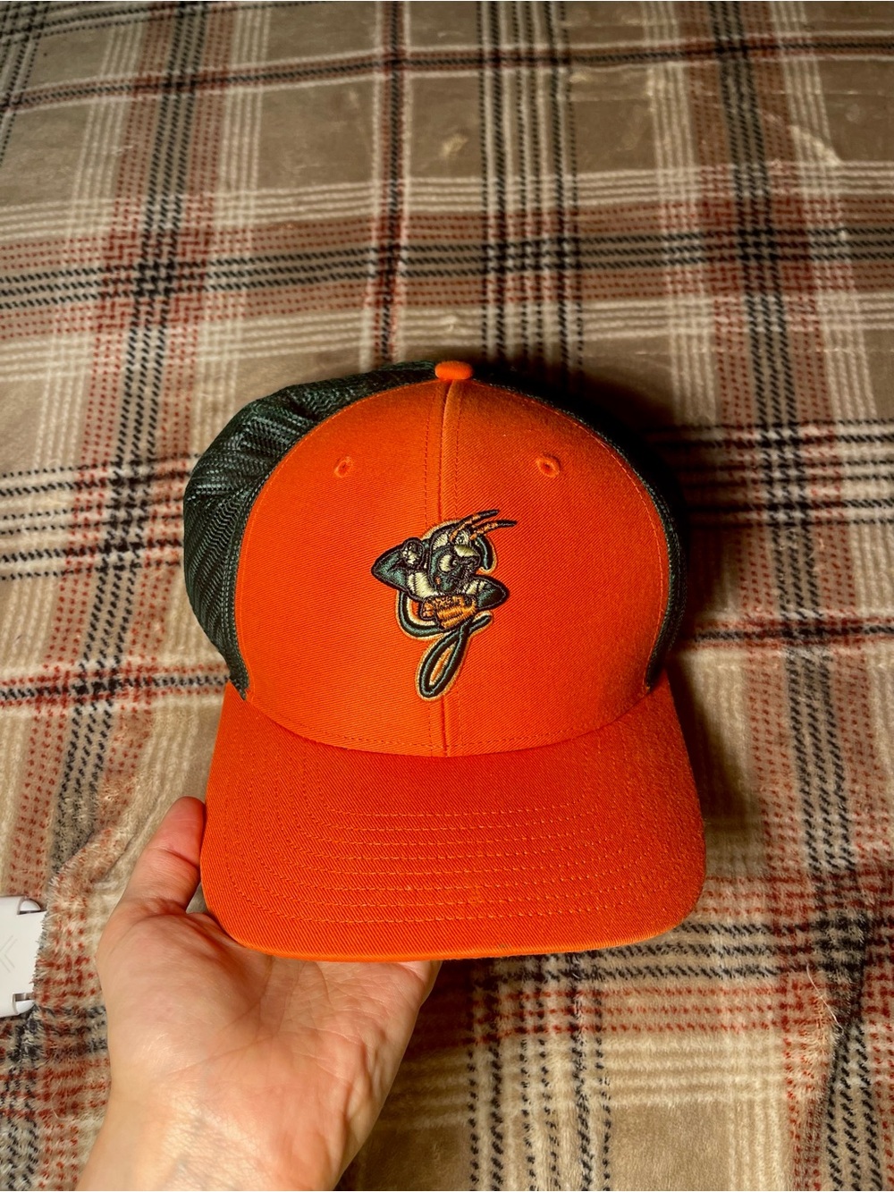‘47 : Baltimore Orioles Mesh Trucker Hat!